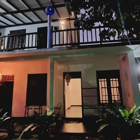 Sundance Surf Coconut Point Hotel Weligama Exterior foto