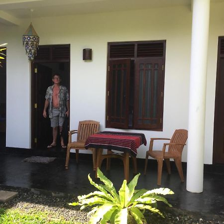 Sundance Surf Coconut Point Hotel Weligama Exterior foto
