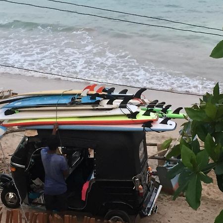 Sundance Surf Coconut Point Hotel Weligama Exterior foto